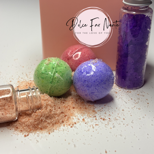 Feet love bomb | دللّي قدميكِ